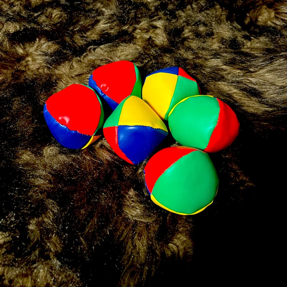 Juggling Balls